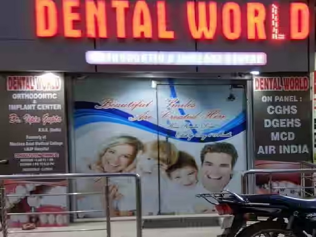Dental World, Dwarka